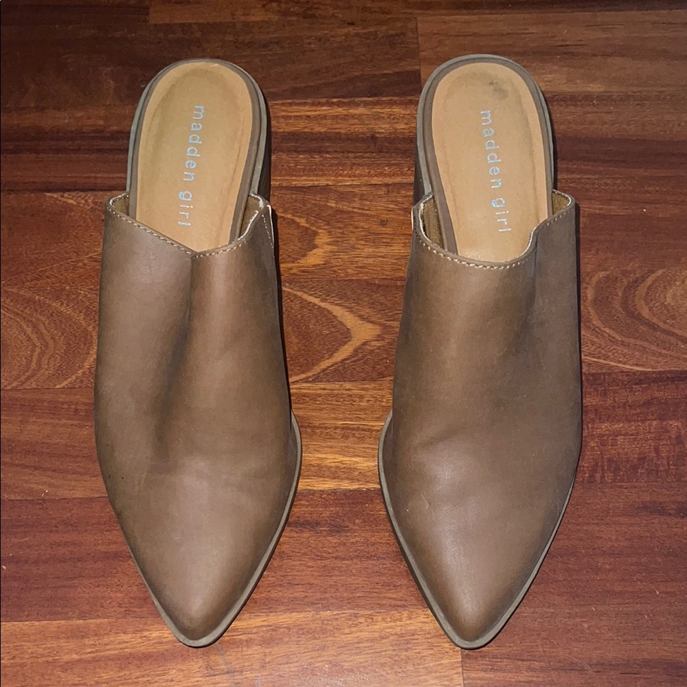 Madden Girl Brown Pointed-Toe Mules